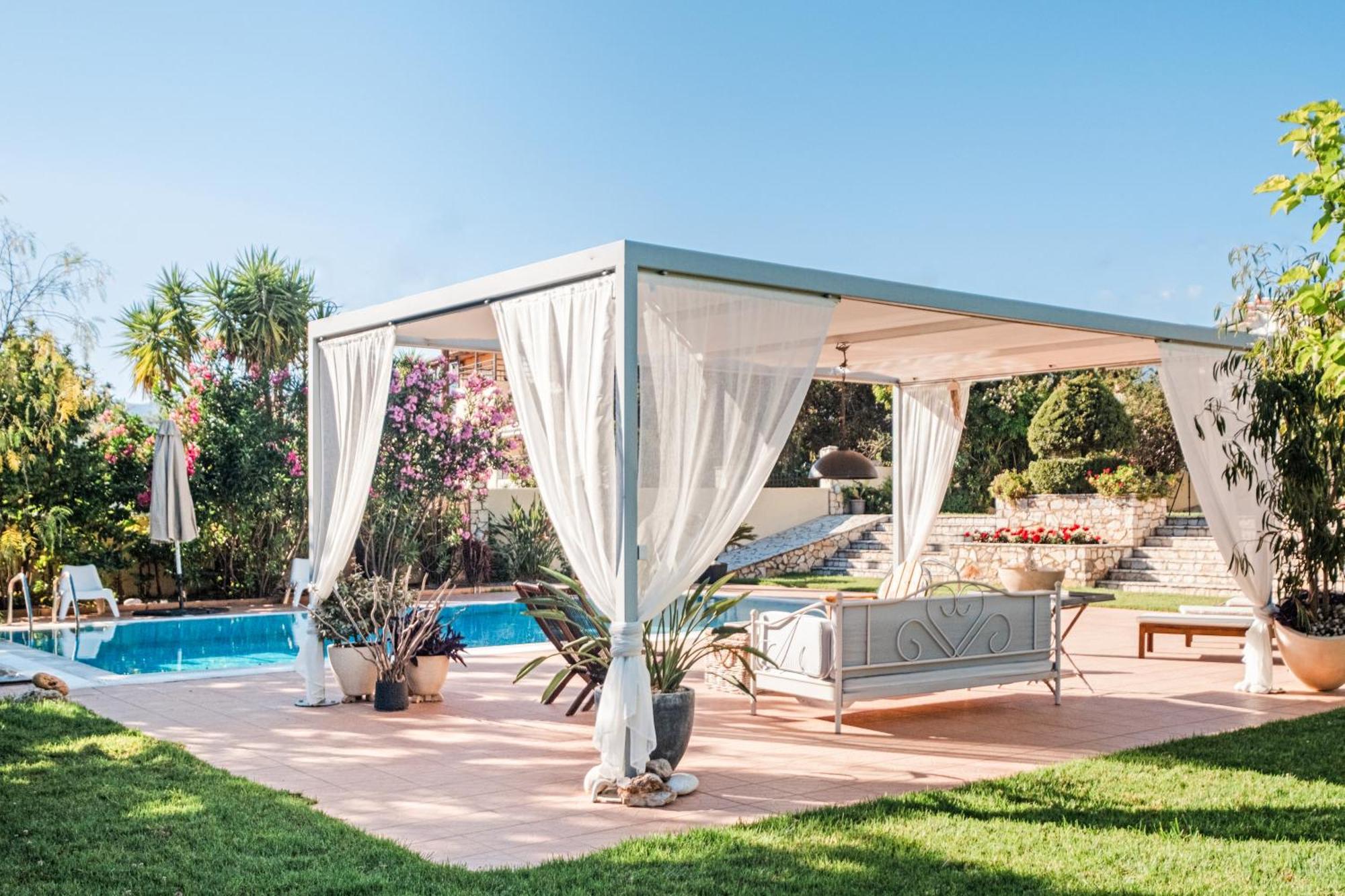 Anamnesis. Feel The Mediterranean. Βίλα Καλαμάτα